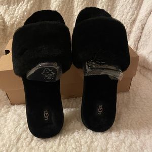 Ugg cozett indoor outdoor slippers